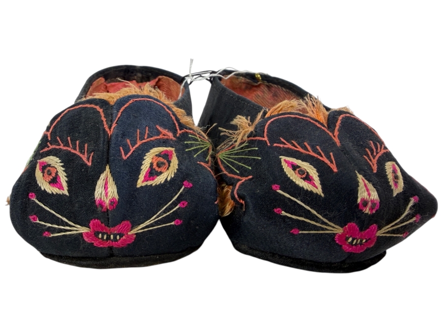 Vintage Pair Of Chinese Handmade Embroidered Silk Children's Shoes with Black Cat and Fish on Bottom 4L