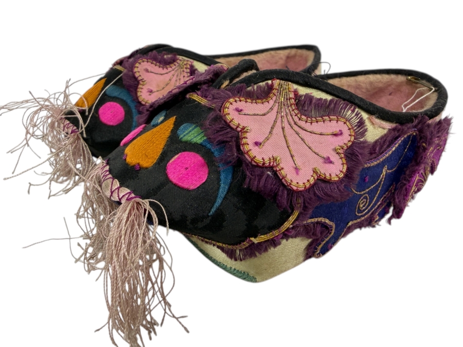 Vintage Pair Of Chinese Handmade Embroidered Silk Children's Shoes with Lion , Cricket and Stork on Bottom 6L