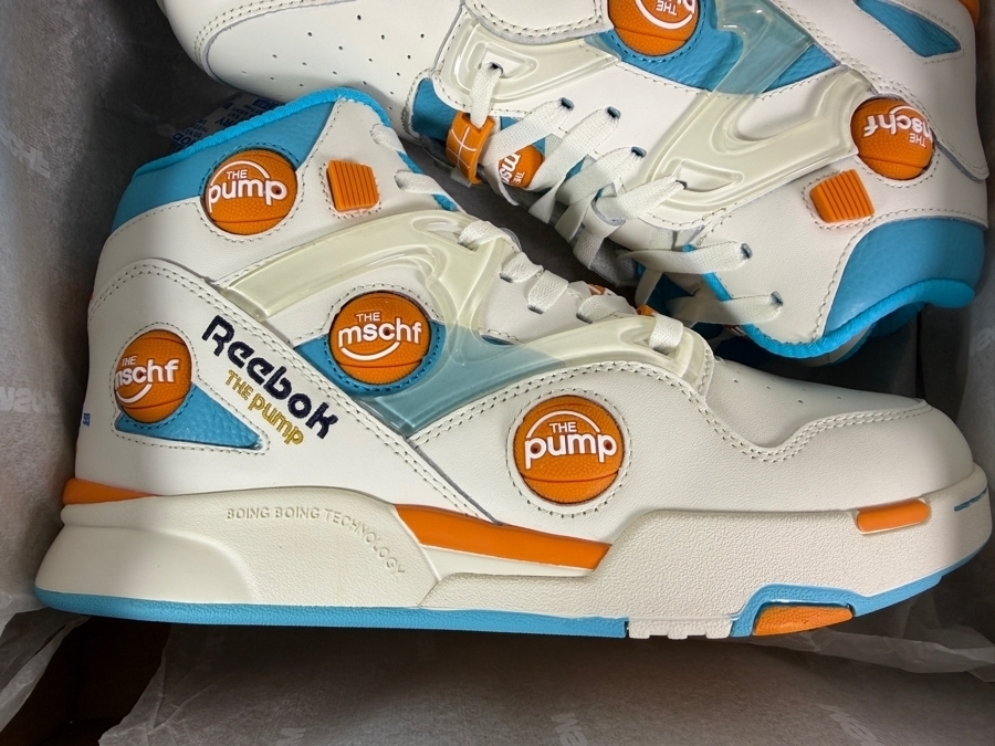 New Pair of MSCHF x Reebok Pump Omni Zone IX Men's Shoes Size 9 [Photo 3]
