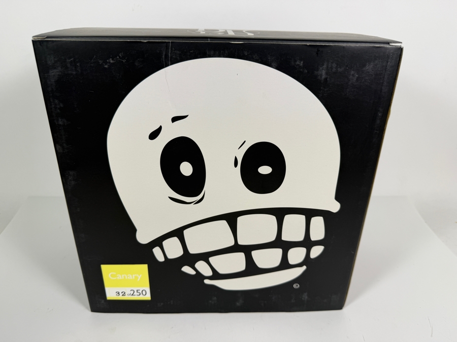 New in Box Limited Edition Sancho Designer Vinyl Art Figurine by the Monahan Brothers from Angels & Gringos Canary 32 of 250 [Photo 4]