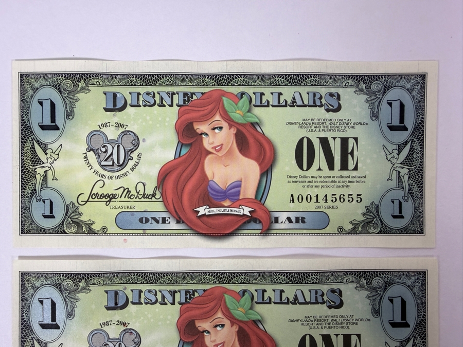 (2) 2007 $1 Disney Dollars Featuring Ariel from The Little Mermaid In Mint Uncirculated Condition Consecutive Serial Numbers A00145655 / A00145656 [Photo 2]