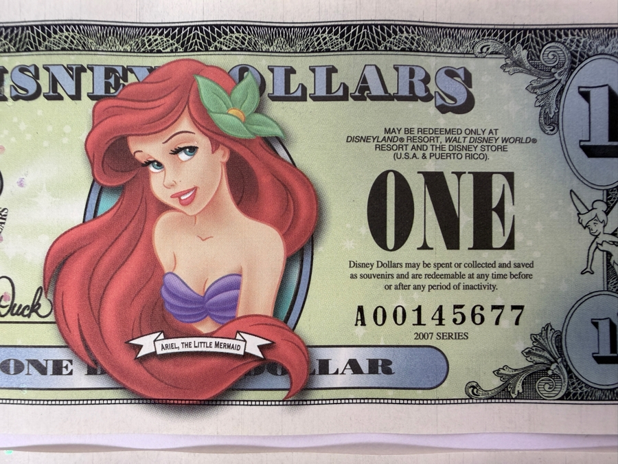 (2) 2007 $1 Disney Dollars Featuring Ariel from The Little Mermaid In Mint Uncirculated Condition Consecutive Serial Numbers A00145677 / A00145678 [Photo 2]