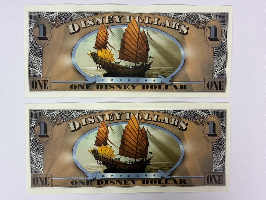 (2) 2007 Series $1 Disney Dollars Pirates of the Caribbean: At World's End Skull Design In Mint Uncirculated Condition Consecutive Serial Numbers E00037241E / E00037242E [Photo 4]