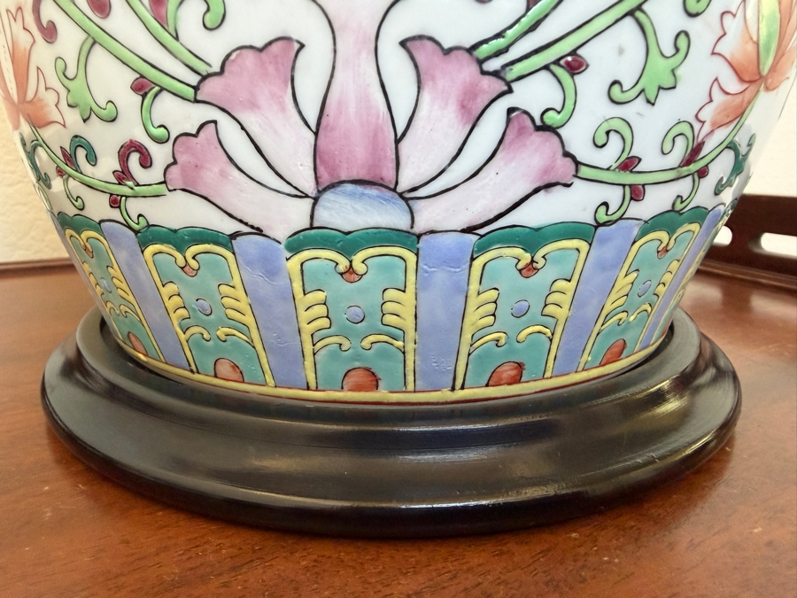 Vintage Chinese Famille Rose Porcelain Ginger Jar Table Lamp With Red Double Happiness Characters and Matching Openwork Brass Finial 23'H [Photo 6]