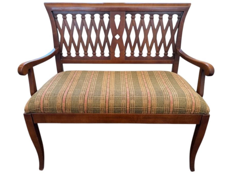 Design Toscano The Wren Solid Mahogany Georgian Style Accent Settee Bench With Upholstered Seat and Interlocking Filigree Carved Backrest 40W X 22D X 38H