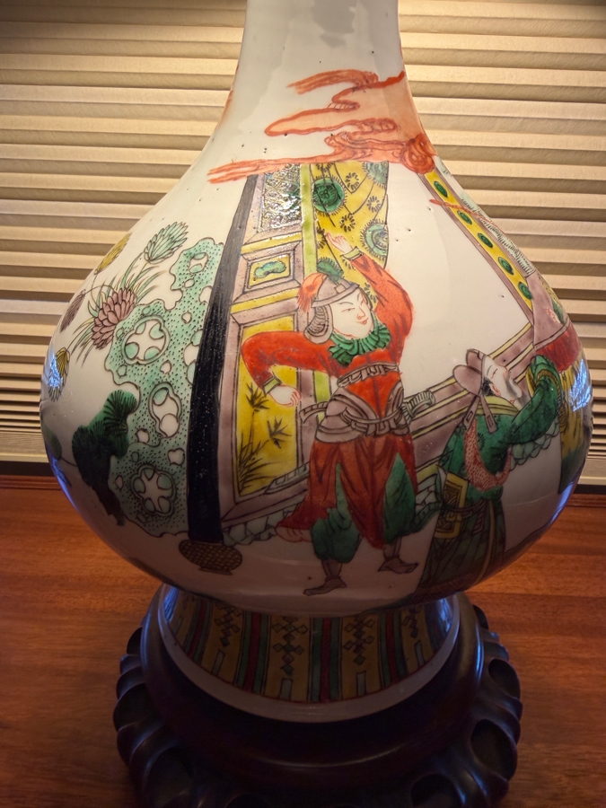 Vintage Chinese Famille Verte Porcelain Garlic Head Vase Table Lamp Decorated With Hand Painted Court Scene 33'H [Photo 9]