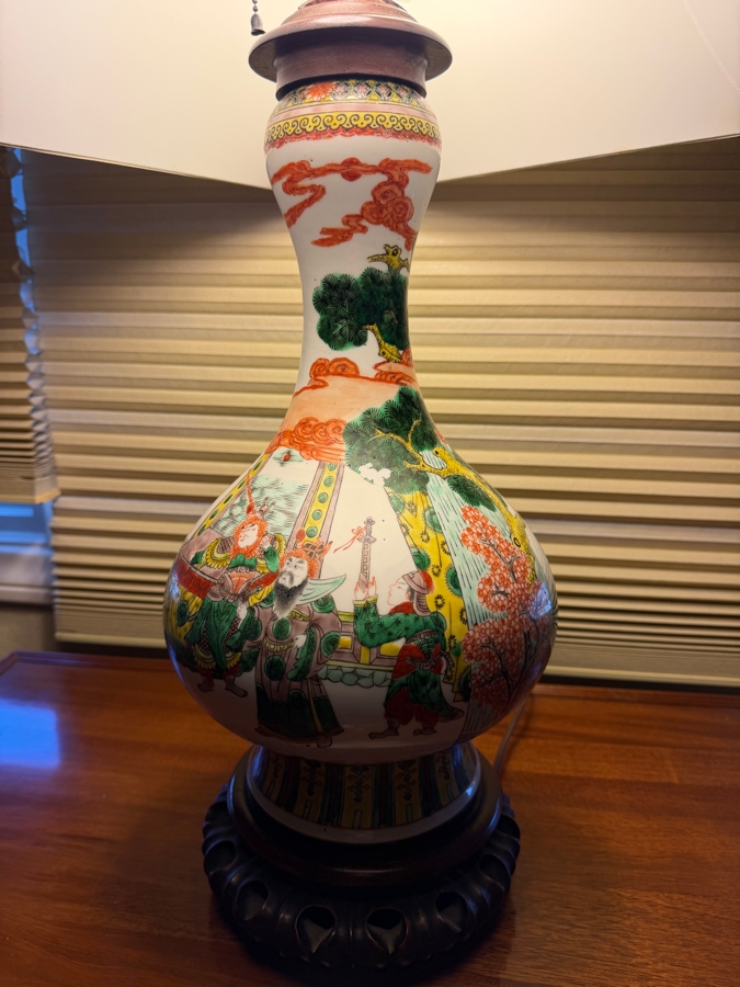 Vintage Chinese Famille Verte Porcelain Garlic Head Vase Table Lamp Decorated With Hand Painted Court Scene 33'H [Photo 5]