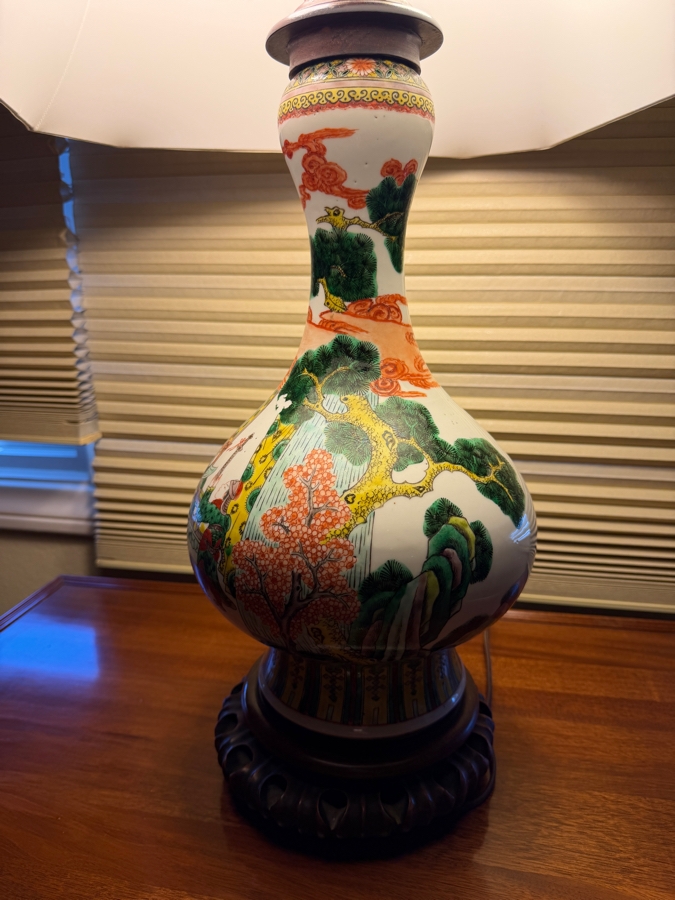 Vintage Chinese Famille Verte Porcelain Garlic Head Vase Table Lamp Decorated With Hand Painted Court Scene 33'H [Photo 7]