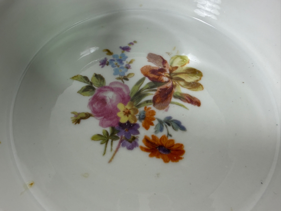 Vintage German Dresden Style Porcelain Lidded Powder Dresser Box Featuring Encrusted Forget Me Nots Roses And Ornate Gilt Metal Mounts 5'W X 3'H [Photo 7]