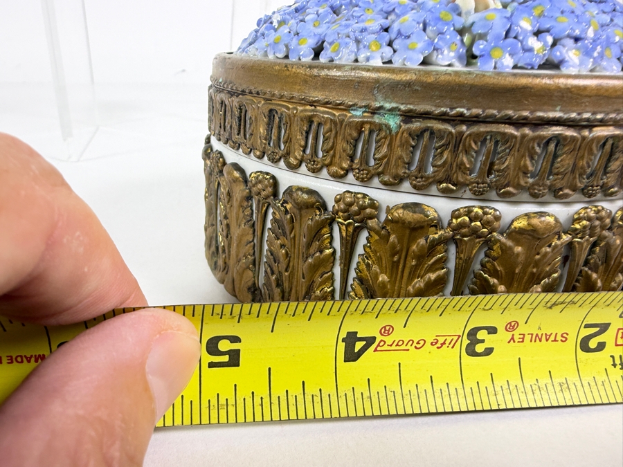 Vintage German Dresden Style Porcelain Lidded Powder Dresser Box Featuring Encrusted Forget Me Nots Roses And Ornate Gilt Metal Mounts 5'W X 3'H [Photo 9]