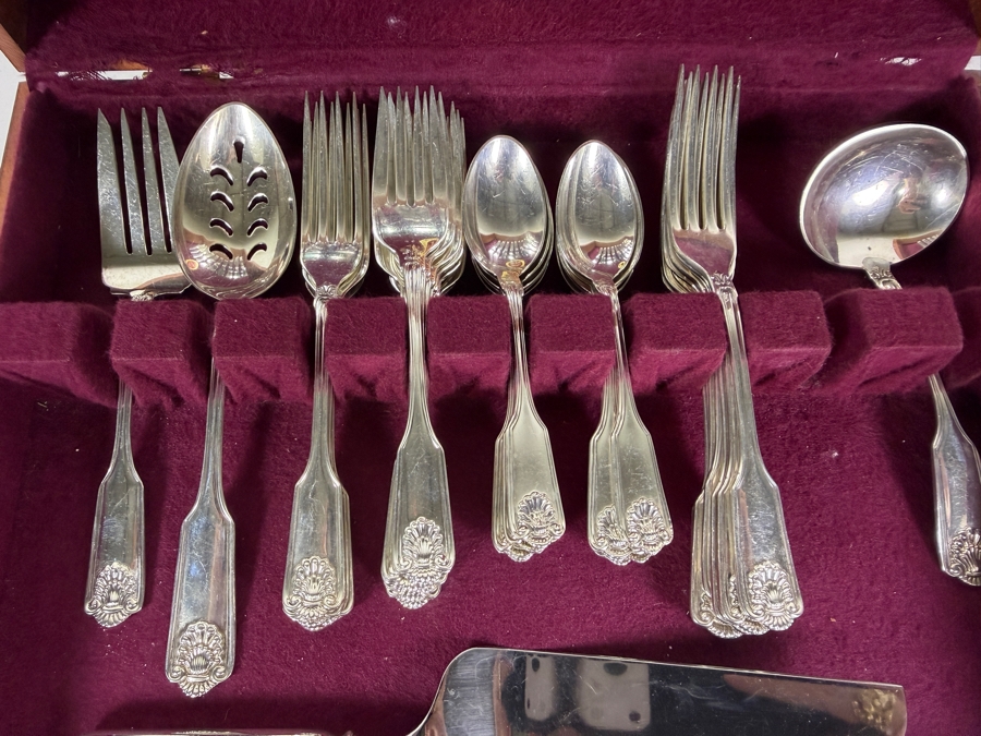Vintage Towle Old Master Solid Sterling Silver Flatware Service For Ten Set Contained In Two Tier Naken Storage Chest 1,653g (Current Melt Value of $3,300) [Photo 8]