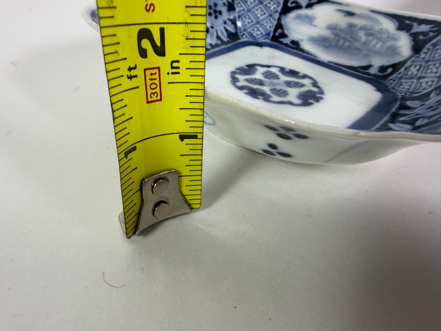 Antique Japanese Ko-Imari Square Kakubachi Serving Bowl Featuring Underglaze Fuki Chojo Fuku Mark 5.75' X 1.5' [Photo 10]