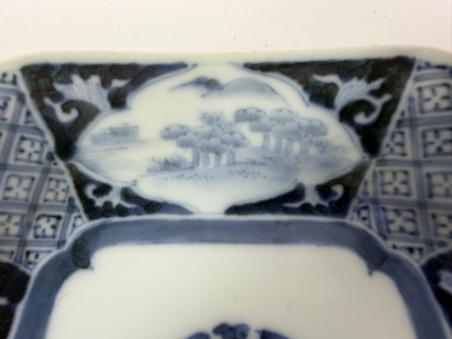 Antique Japanese Ko-Imari Square Kakubachi Serving Bowl Featuring Underglaze Fuki Chojo Fuku Mark 5.75' X 1.5' [Photo 3]
