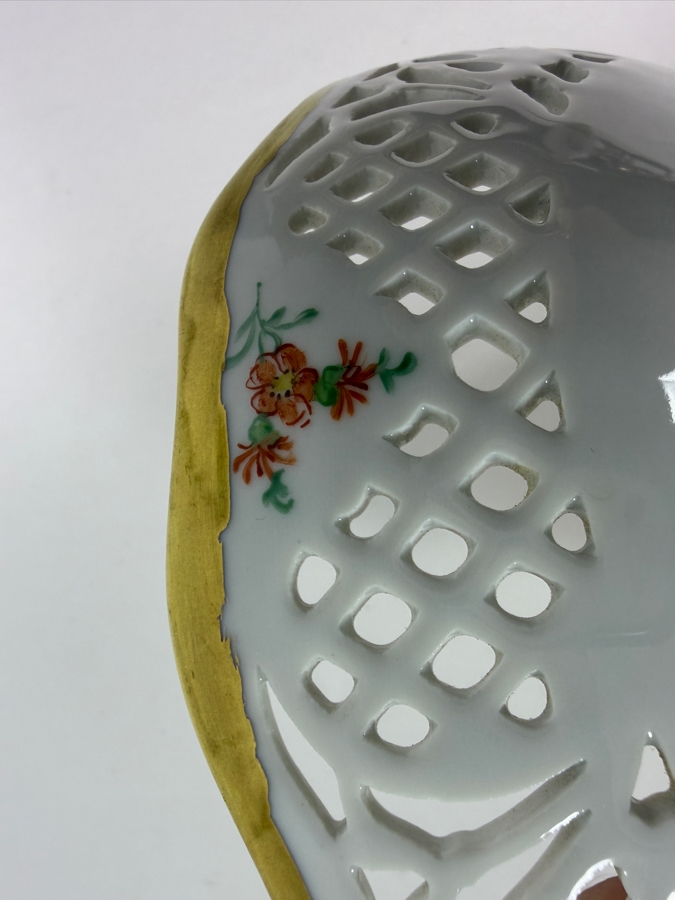 Vintage Schumann Bavaria Chateau Dresden Reticulated Porcelain Pierced Bowl 7.5' X 2' [Photo 9]