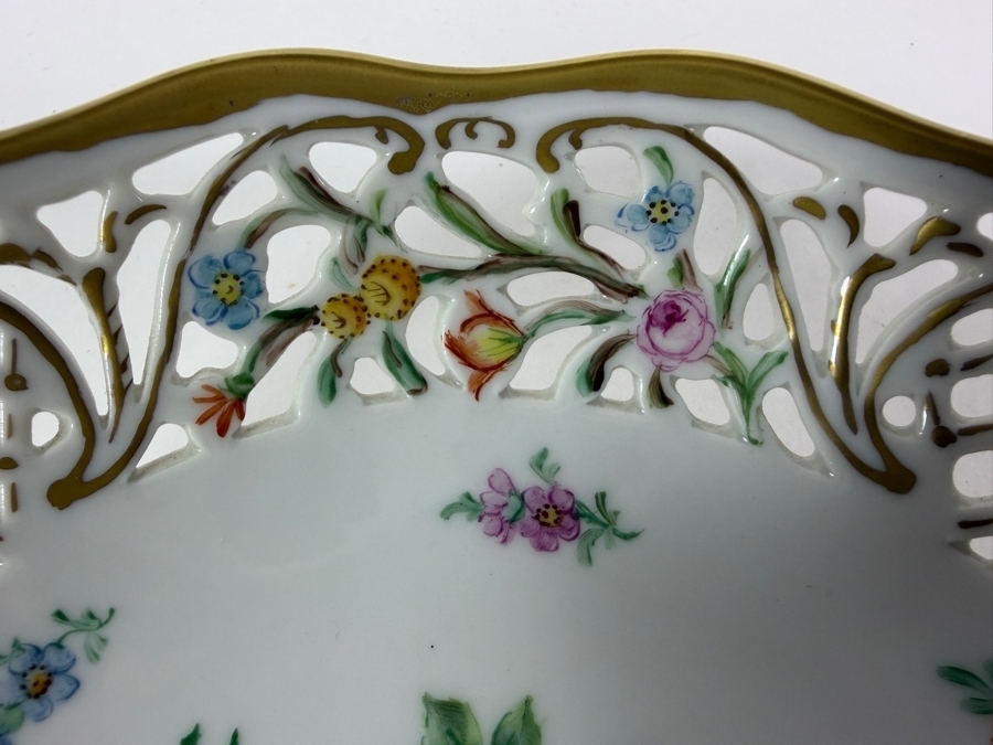 Vintage Schumann Bavaria Chateau Dresden Reticulated Porcelain Pierced Bowl 7.5' X 2' [Photo 2]