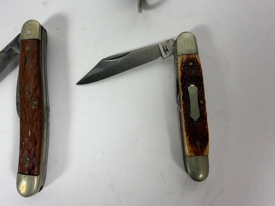 Collection of Twelve Vintage and Contemporary Pocket Knives (Including Swiss Army, Colonial, Advertising, and Barlow Styles) [Photo 13]
