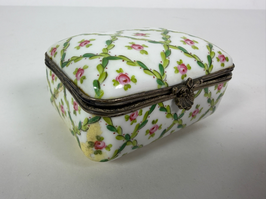 Sevres French Porcelain Hand-Painted Box 3.25'W X 2.25'D X 2.5'H [Photo 3]