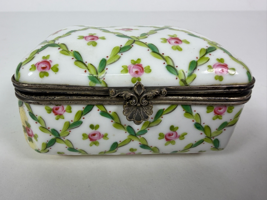 Sevres French Porcelain Hand-Painted Box 3.25'W X 2.25'D X 2.5'H [Photo 2]