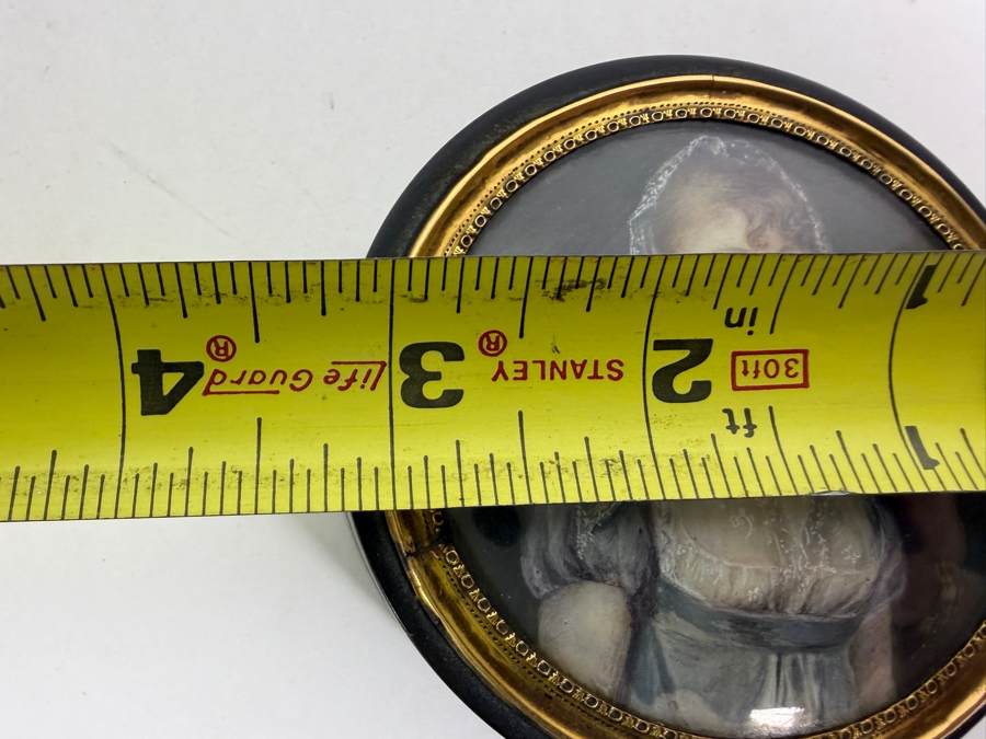 Stunning Antique Hand-Painted Miniature Portrait Snuff Trinket Box 3.25'W X 1'H (Side Of Lid Has a Crack - See Photos) 80.0g [Photo 14]