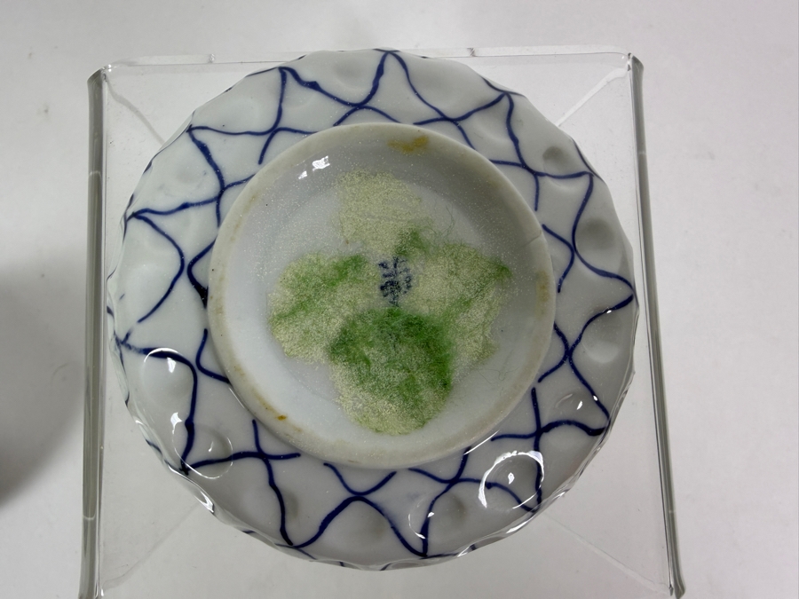 Vintage Chinese Blue And White Porcelain Fishnet Style Teapot With Matching Miniature Underplate Saucer 3'H [Photo 5]