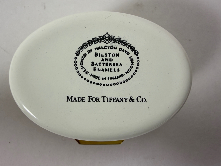 Vintage Halcyon Days Bilston And Battersea All Things Are Sweetened By Risk Enamel Trinket Box Made For Tiffany And Co 2.5'W [Photo 7]