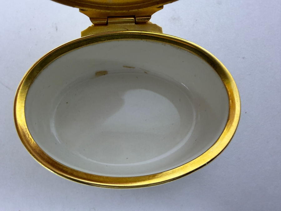 Vintage Halcyon Days Bilston And Battersea All Things Are Sweetened By Risk Enamel Trinket Box Made For Tiffany And Co 2.5'W [Photo 6]