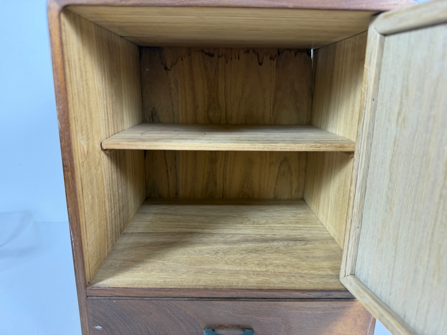 Vintage Japanese Tabletop Cabinet Tansu Kodansu with Signed Artwork 9.5'W X 9'D X 12'H [Photo 5]