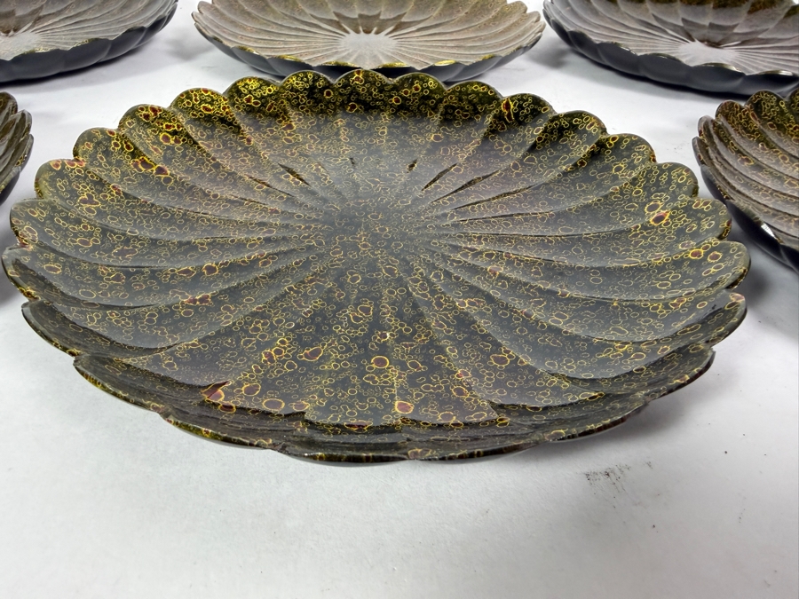 (6) Vintage Japanese Lacquer Scallop Plates 7'W [Photo 5]