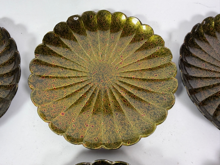 (6) Vintage Japanese Lacquer Scallop Plates 7'W [Photo 4]