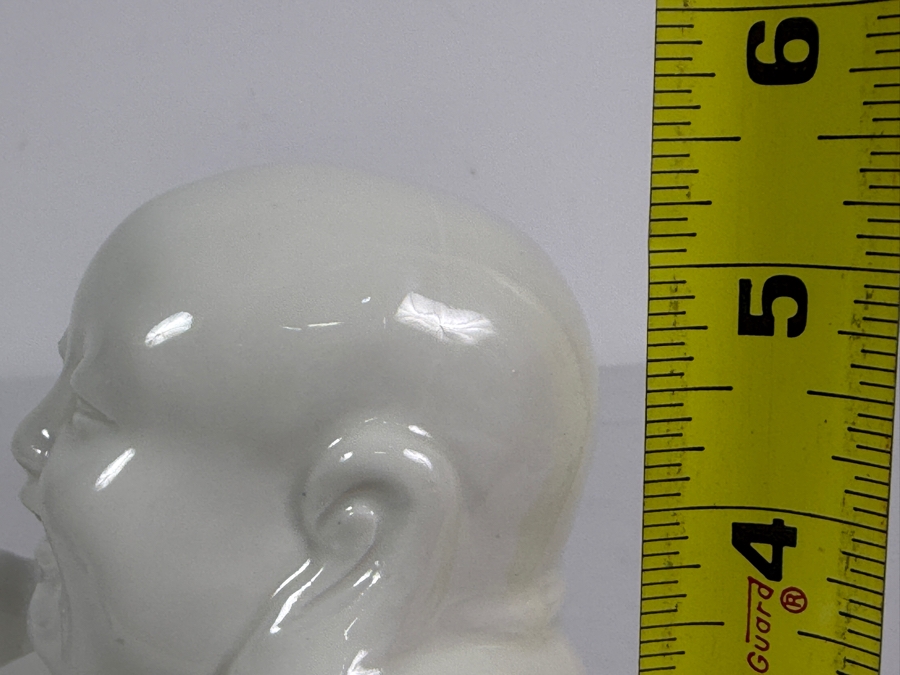 Glossy White Porcelain Laughing Buddha Statue From Hong Kong 5.25'H [Photo 8]