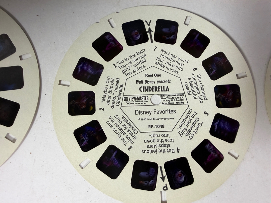 Vintage 1960's Sawyer's View Master Projector Walt Disney Cartoon Theatre with Disney 10 Reels [Photo 13]