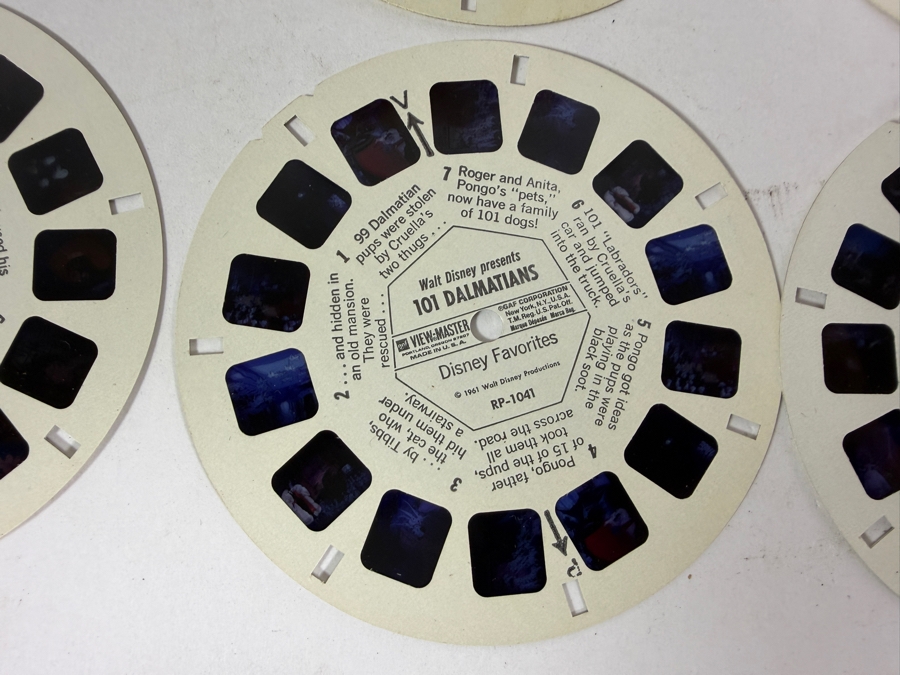 Vintage 1960's Sawyer's View Master Projector Walt Disney Cartoon Theatre with Disney 10 Reels [Photo 17]