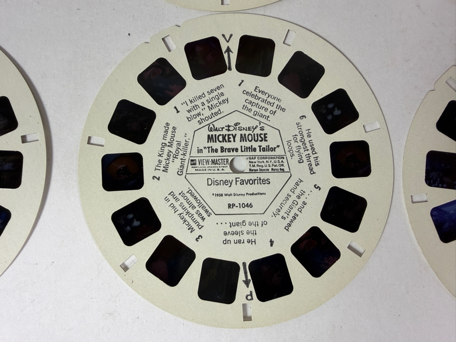 Vintage 1960's Sawyer's View Master Projector Walt Disney Cartoon Theatre with Disney 10 Reels [Photo 10]