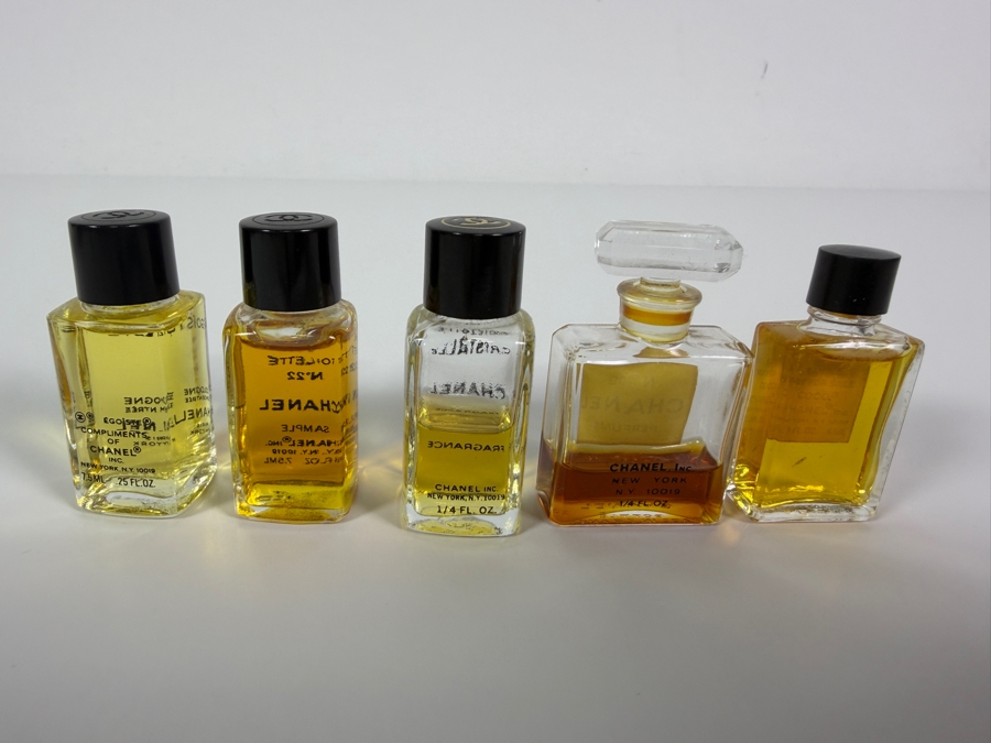(5) Chanel Perfume Bottles Paris [Photo 3]