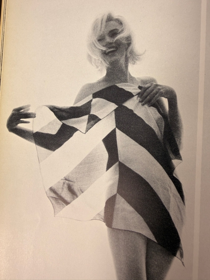 Vintage Hardcover Eros Magazine, Volume 1, Number 3 (Autumn 1962) Featuring the Legendary Final Studio Portraits ('Last Sitting') of Marilyn Monroe Taken by Photographer Bert Stern [Photo 11]