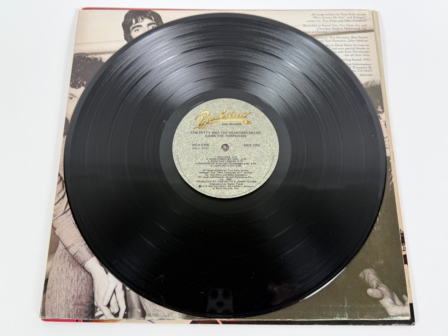 Tom Petty and the Heartbreakers - Damn the Torpedoes - Backstreet Records / MCA Records - MCA-5105 - 1979 - Vinyl Record [Photo 3]