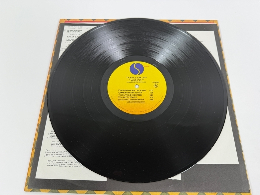 Talking Heads - Speaking in Tongues - Sire - 1-23883 - 1983 - Vinyl Record [Photo 3]