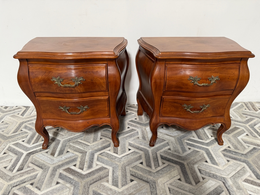 Pair of Vintage John Widdicomb Bombe Style Walnut Nighstands 24W X 18D X 24.5H [Photo 3]