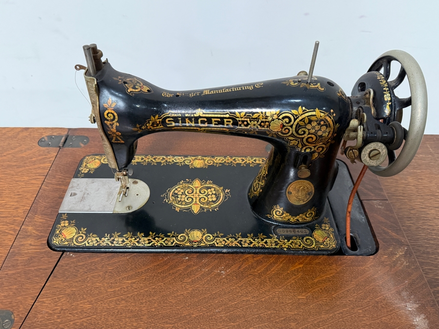 Antique Singer Treadle Sewing Machine with Oak Cabinet (Needs New Belt) 36W X 17D X 31H [Photo 8]