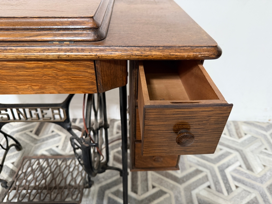 Antique Singer Treadle Sewing Machine with Oak Cabinet (Needs New Belt) 36W X 17D X 31H [Photo 6]