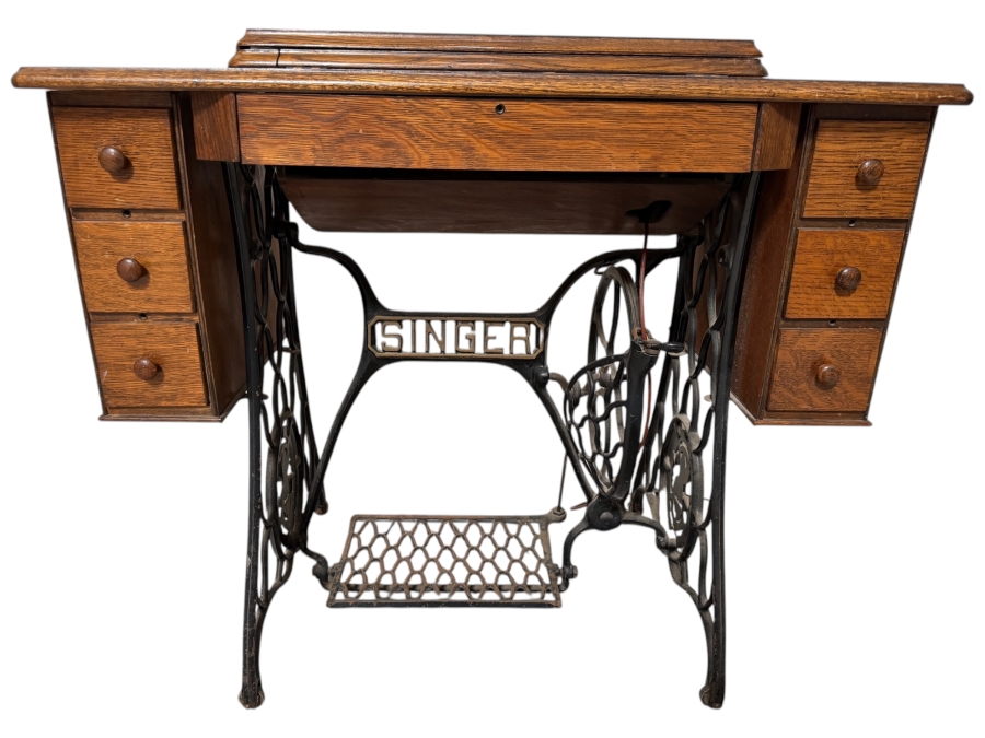 Antique Singer Treadle Sewing Machine with Oak Cabinet (Needs New Belt) 36W X 17D X 31H