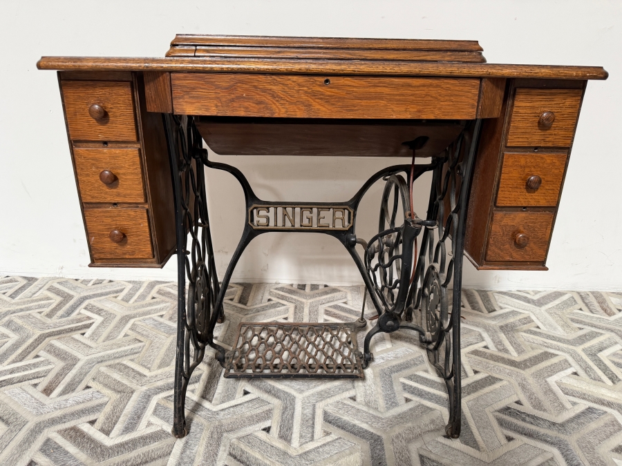 Antique Singer Treadle Sewing Machine with Oak Cabinet (Needs New Belt) 36W X 17D X 31H [Photo 3]