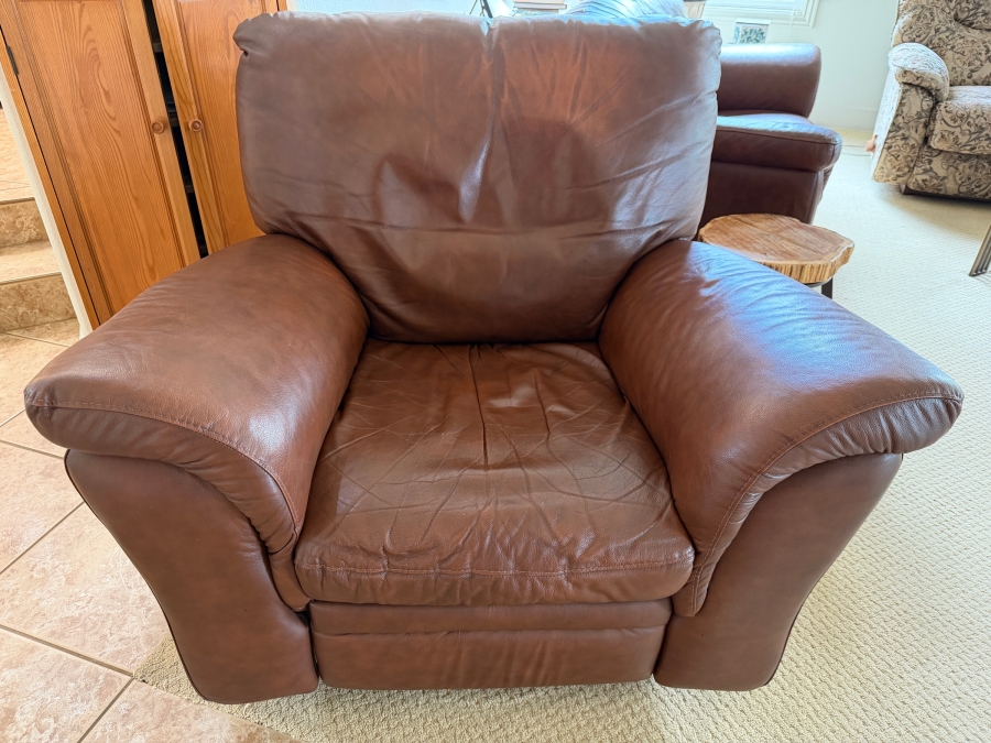 Just Added - Chateau d'Ax Leather Armchair Made in Milan Italy 43W X 36D [Photo 2]