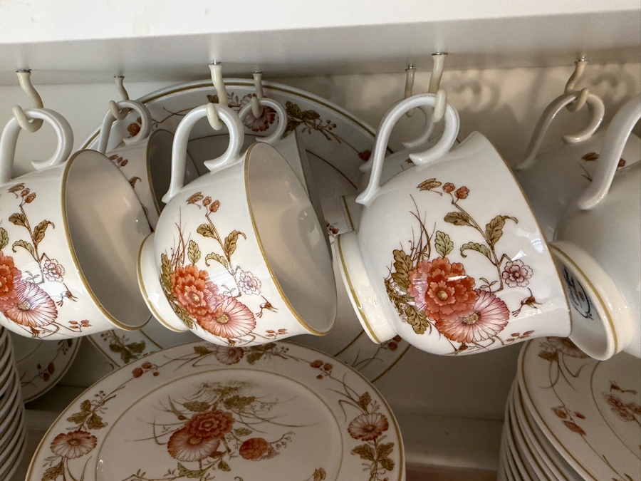 Just Added - Versatone by Noritake Hofgarten Pattern Approximate Service for 12 Made in Japan [Photo 8]