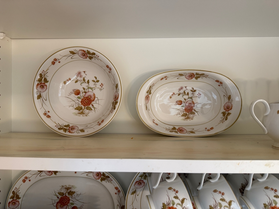 Just Added - Versatone by Noritake Hofgarten Pattern Approximate Service for 12 Made in Japan [Photo 6]