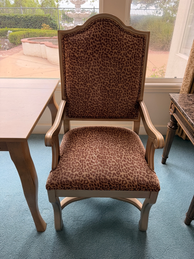 Just Added - Pair of Armchairs with Flip-Top Table 36W X 32D X 29.5H [Photo 8]