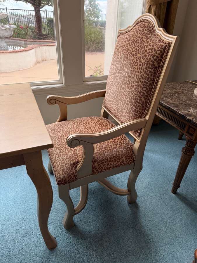 Just Added - Pair of Armchairs with Flip-Top Table 36W X 32D X 29.5H [Photo 6]