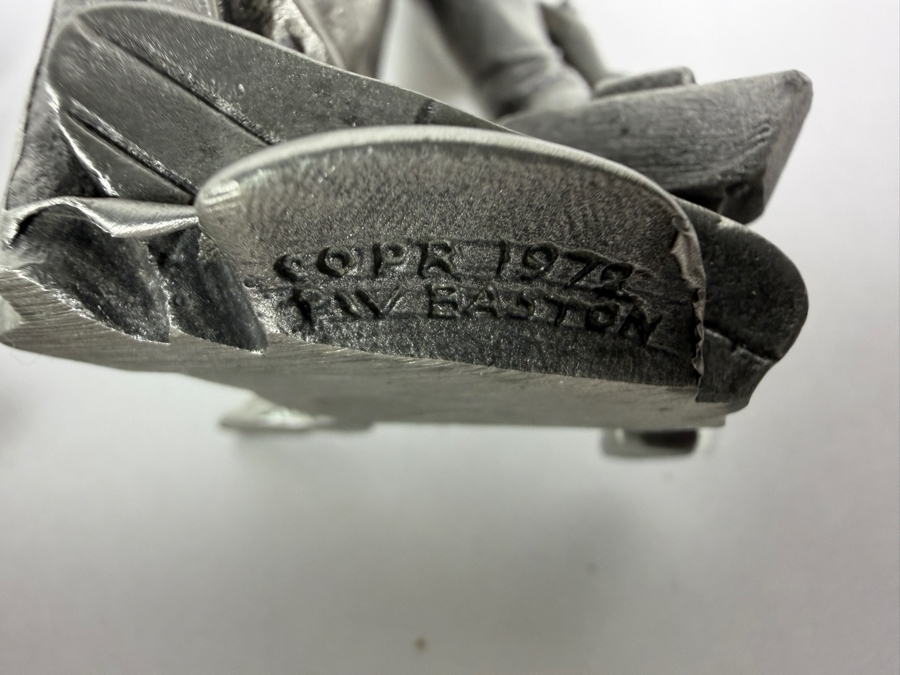 Just Added - Collection Of Three Vintage Solid Pewter Figurines Including Bates And Klinke Washington Monument Rondell Blue Crab And 1972 Prescott W Baston Minuteman Made In USA [Photo 6]
