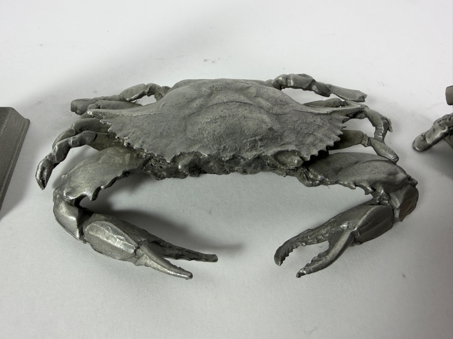 Just Added - Collection Of Three Vintage Solid Pewter Figurines Including Bates And Klinke Washington Monument Rondell Blue Crab And 1972 Prescott W Baston Minuteman Made In USA [Photo 2]