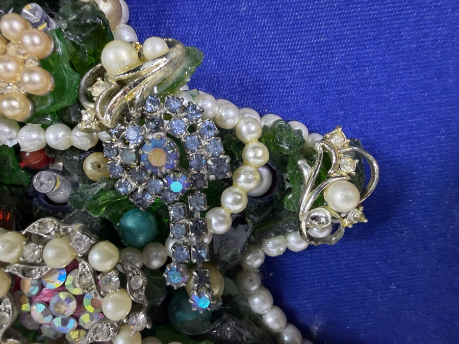 Just Added - Vintage Illuminated Mid Century Costume Jewelry Christmas Tree Art In Gilt Frame Featuring Attached Electric Light Cord 13.5 X 16.5 [Photo 14]
